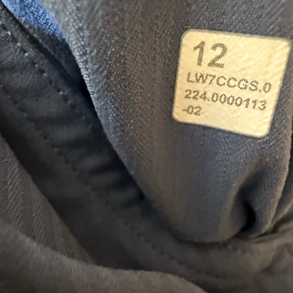 Lululemon Dance Studio High-Rise Short 3.5” Oasis Blue - EUC - Picture 6 of 6